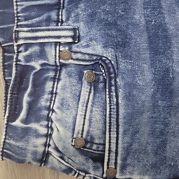 Men's Blue Jeans - Picture 7 of 7